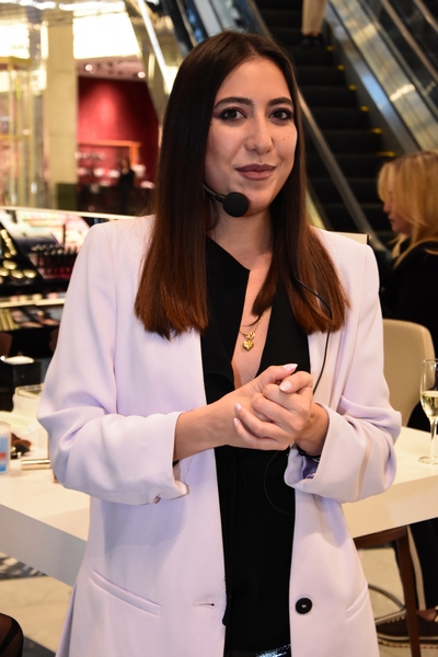 By Terry Lash-Expert Twist Brush